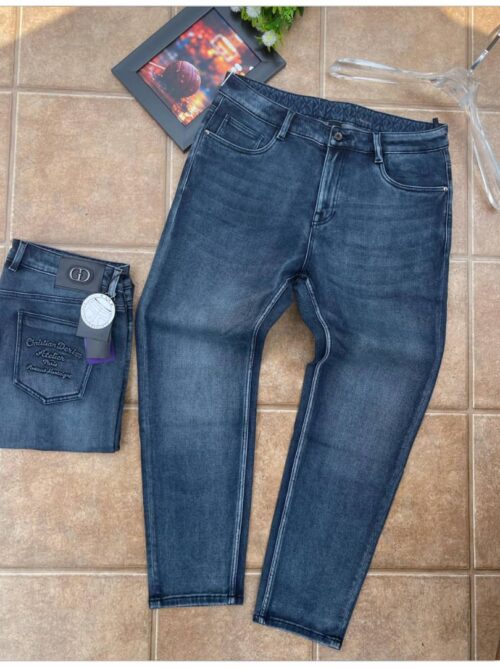 QUALITY JEANS BRAND NEW STOCK