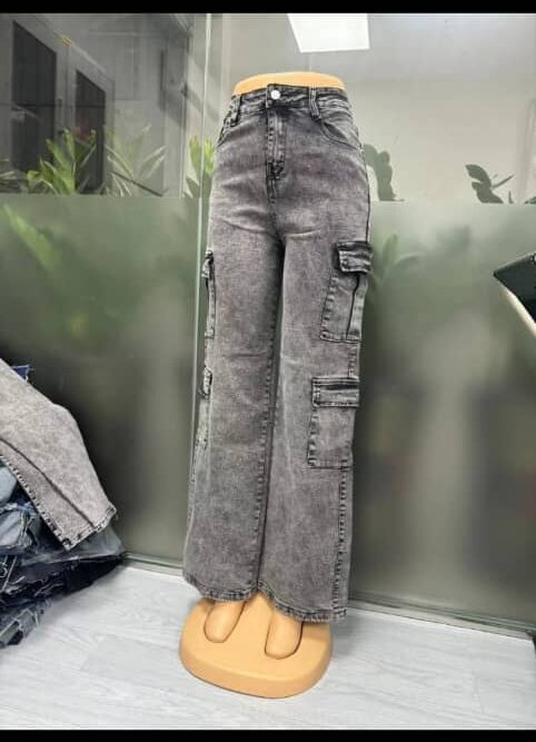 FEMALE JEANS BRAND QUALITY NEW