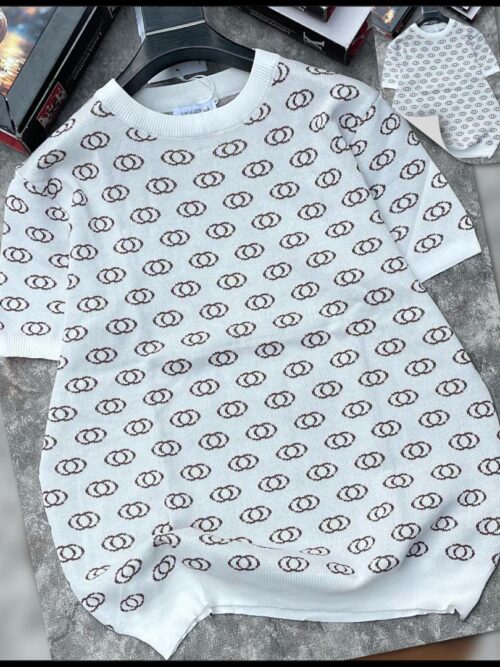 HIGH QUALITY MARKERS ROUND NECK