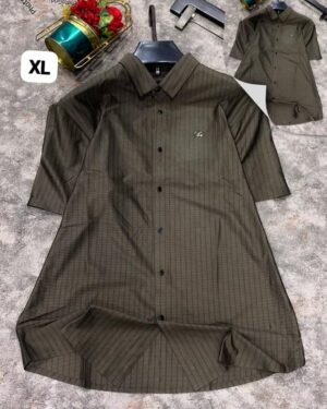 Collar neck polo